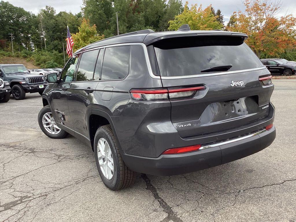 new 2025 Jeep Grand Cherokee car, priced at $40,894