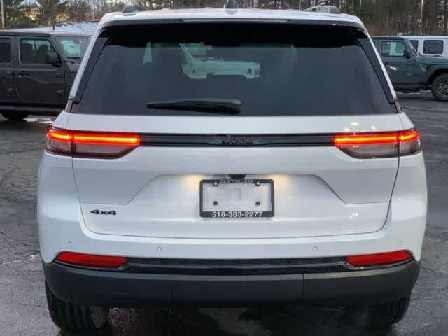 new 2025 Jeep Grand Cherokee car, priced at $42,472