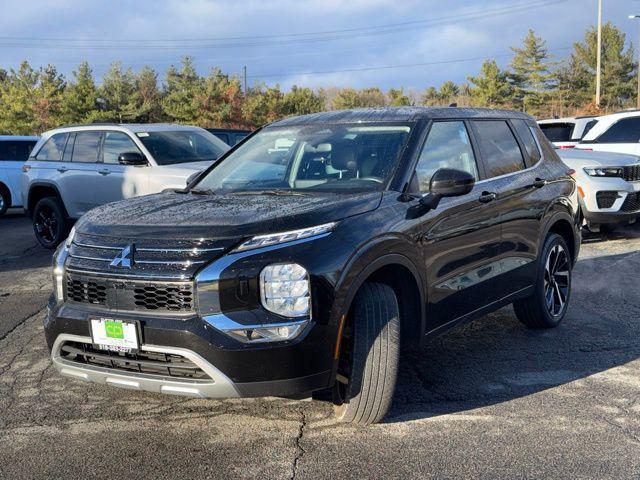 used 2023 Mitsubishi Outlander car, priced at $24,688