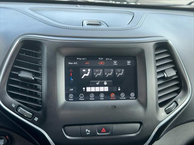 used 2019 Jeep Cherokee car, priced at $16,995