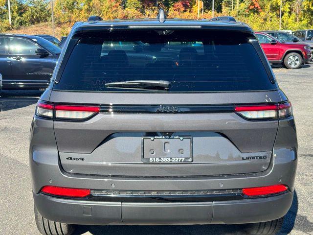 new 2025 Jeep Grand Cherokee car, priced at $55,460