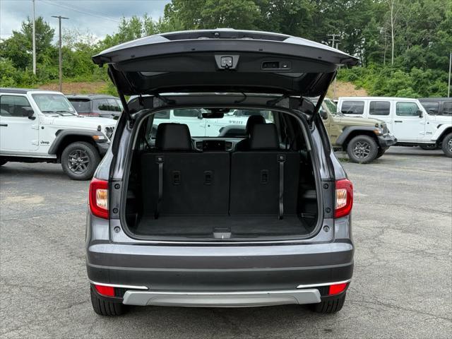 used 2022 Honda Pilot car, priced at $38,952