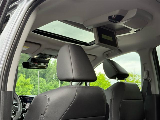 used 2022 Honda Pilot car, priced at $38,952