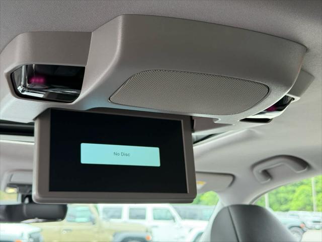 used 2022 Honda Pilot car, priced at $38,952