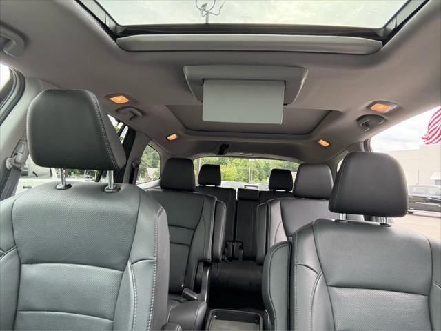 used 2022 Honda Pilot car, priced at $38,952