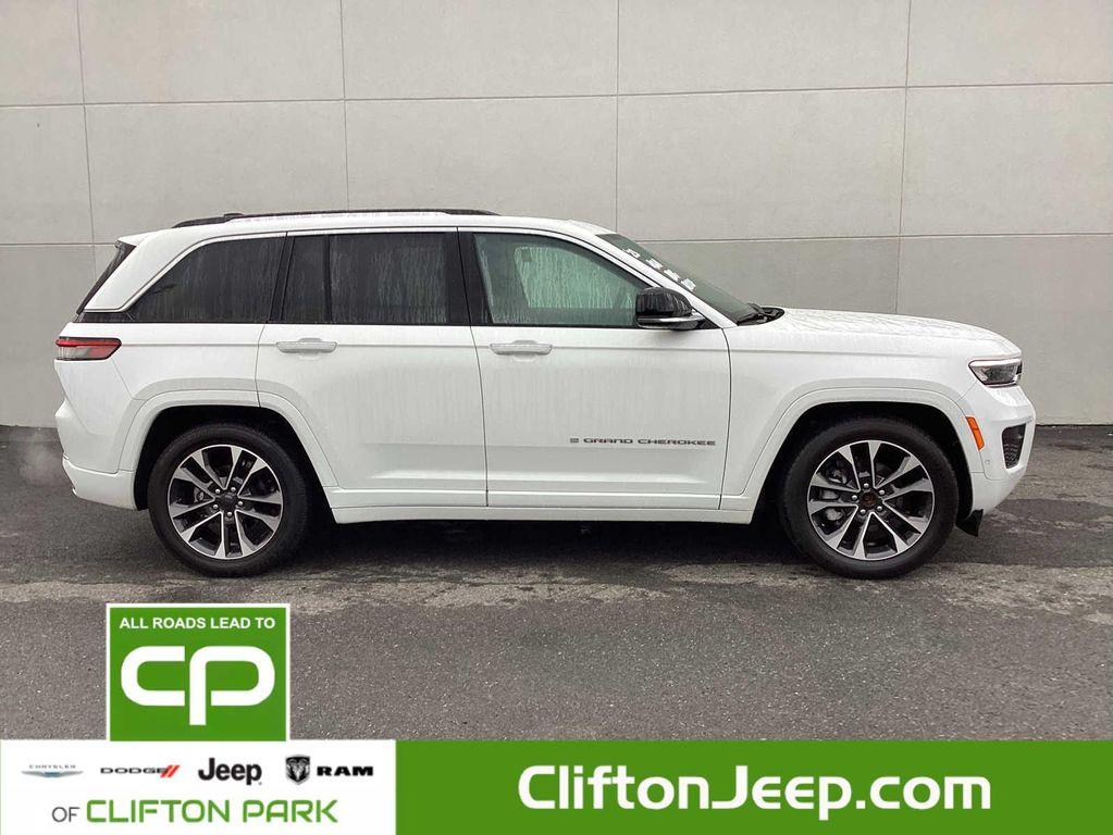 used 2023 Jeep Grand Cherokee car, priced at $40,995