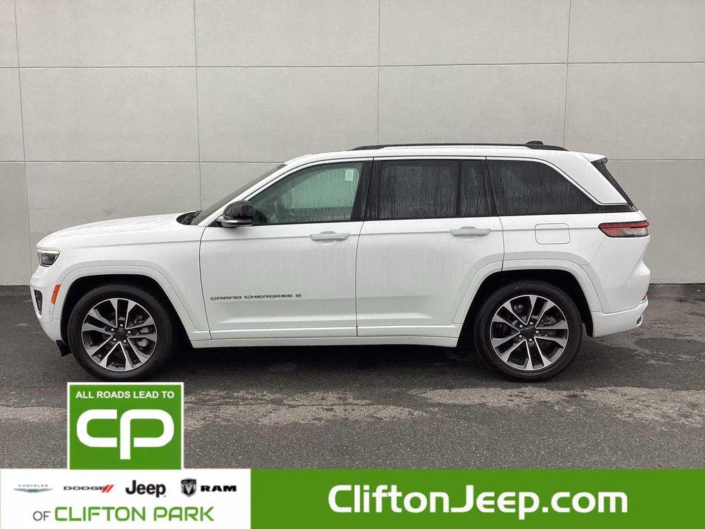 used 2023 Jeep Grand Cherokee car, priced at $40,995