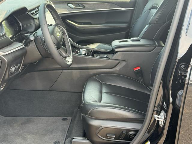 used 2023 Jeep Grand Cherokee car, priced at $35,500