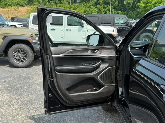 used 2023 Jeep Grand Cherokee car, priced at $35,500