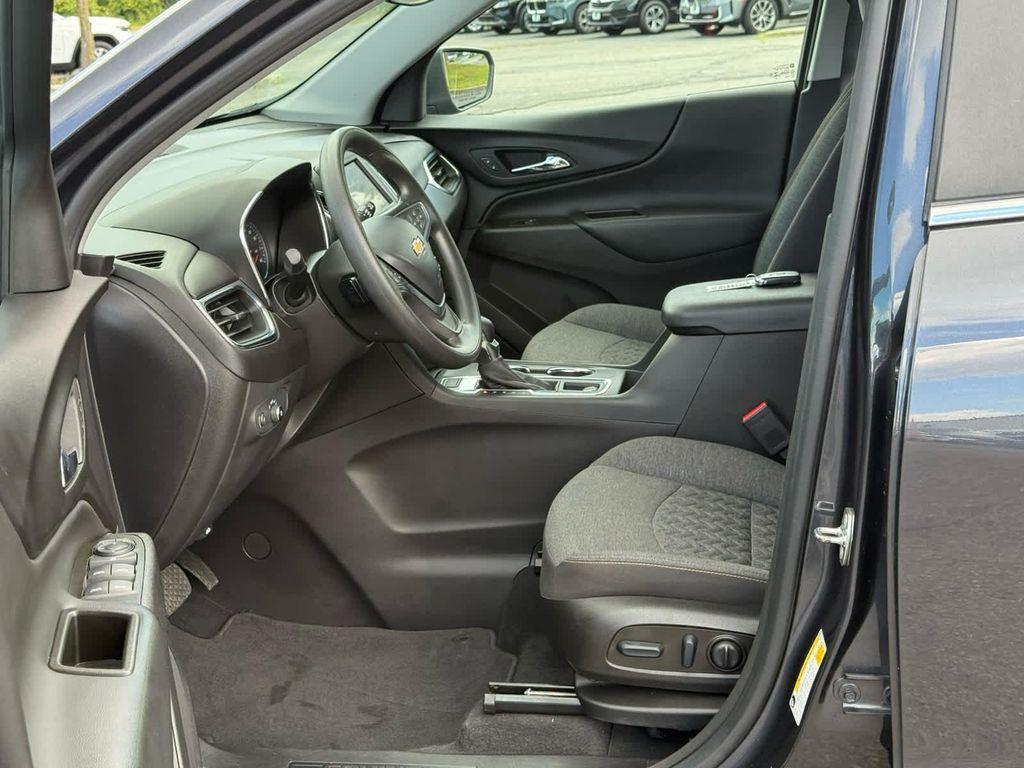 used 2023 Chevrolet Equinox car, priced at $23,800