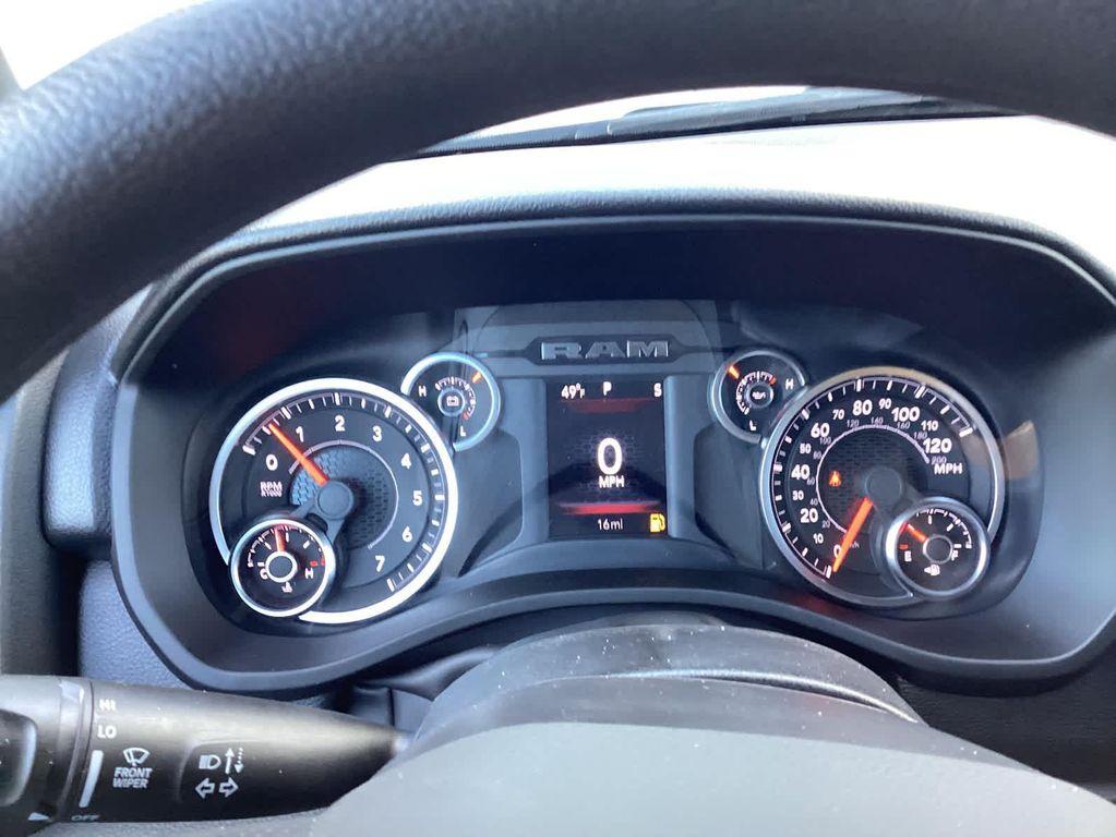 new 2025 Ram 1500 car, priced at $52,958