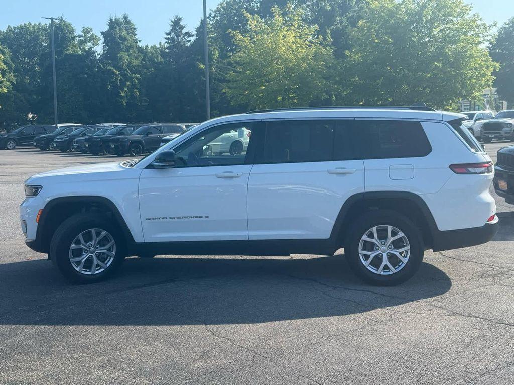 used 2022 Jeep Grand Cherokee L car, priced at $33,990