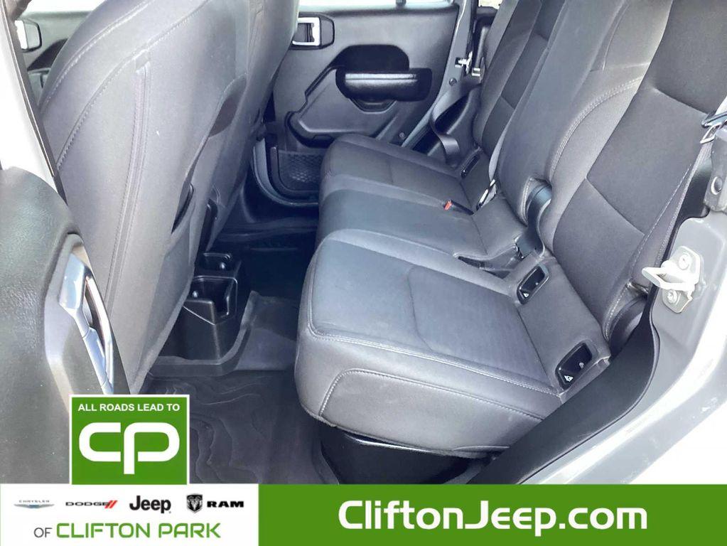 used 2022 Jeep Gladiator car, priced at $35,495