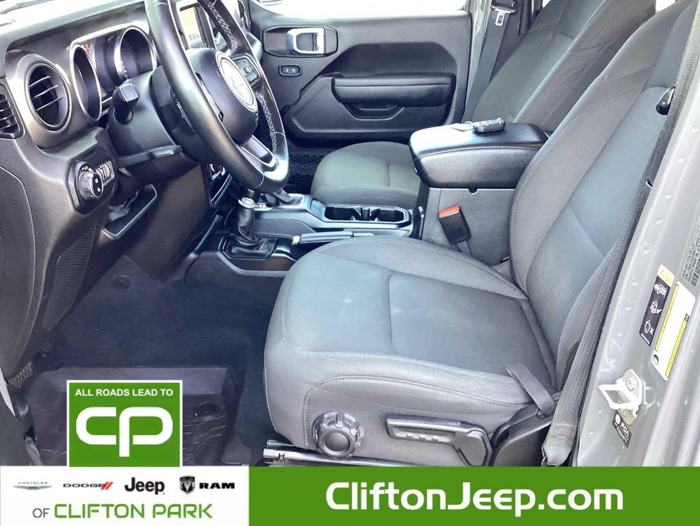 used 2022 Jeep Gladiator car, priced at $35,495