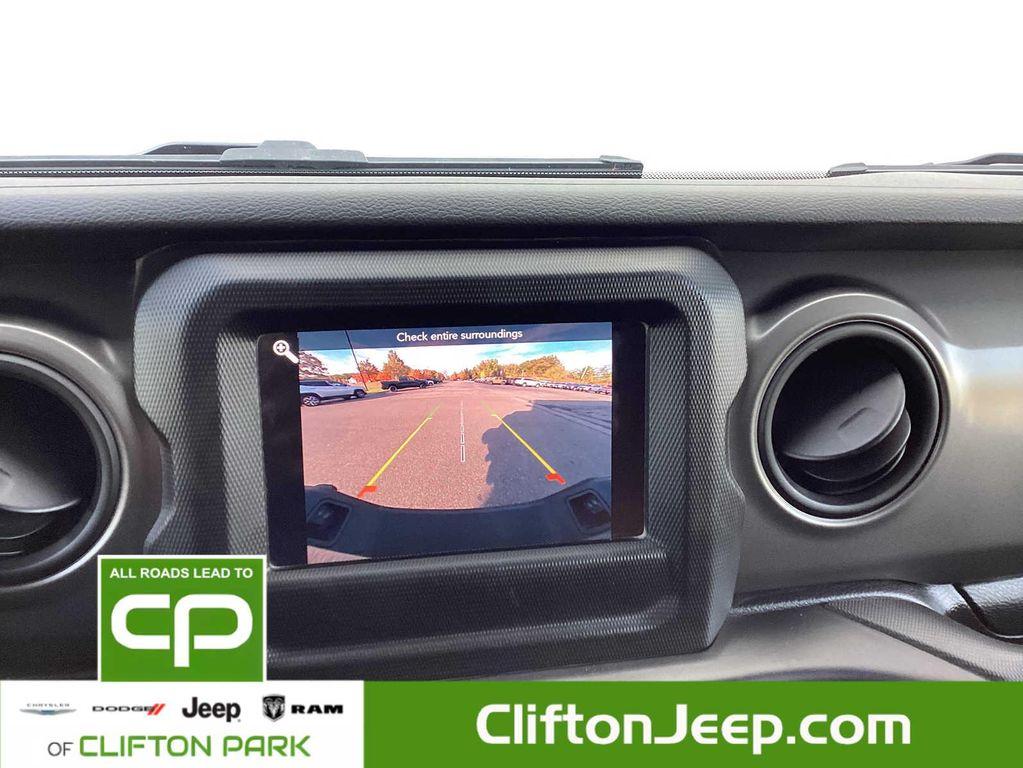 used 2022 Jeep Gladiator car, priced at $35,495