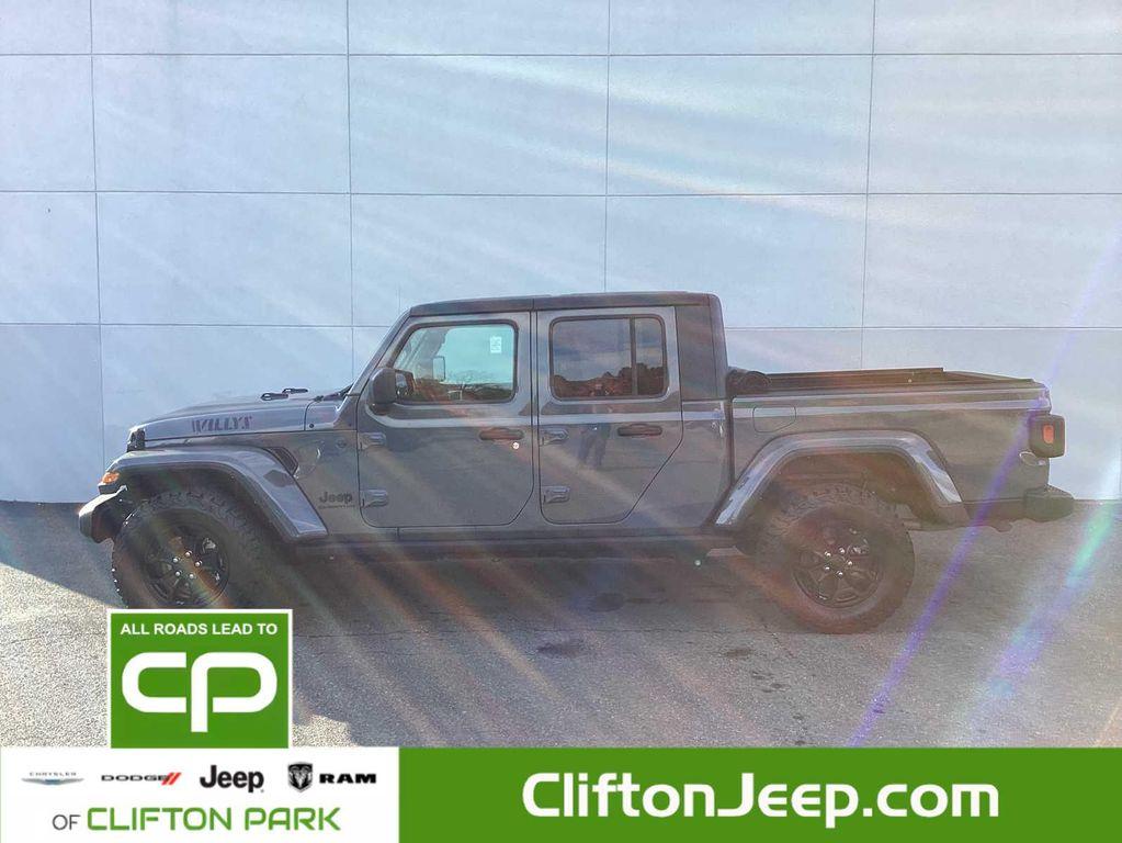 used 2022 Jeep Gladiator car, priced at $35,495