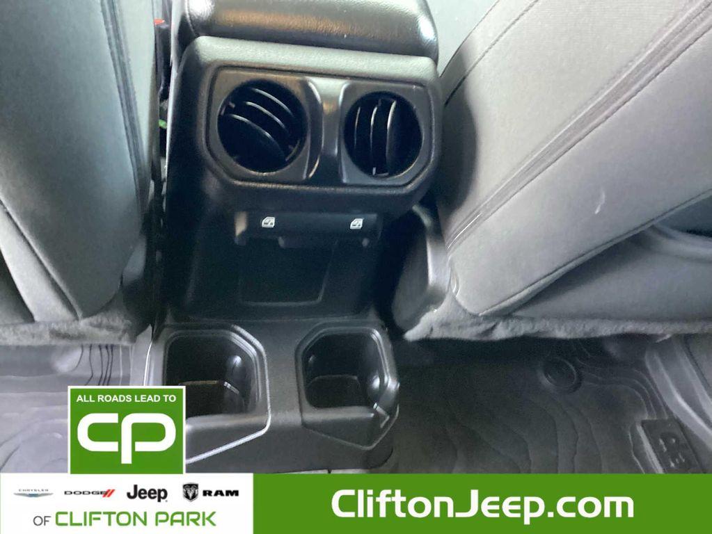 used 2022 Jeep Gladiator car, priced at $35,495