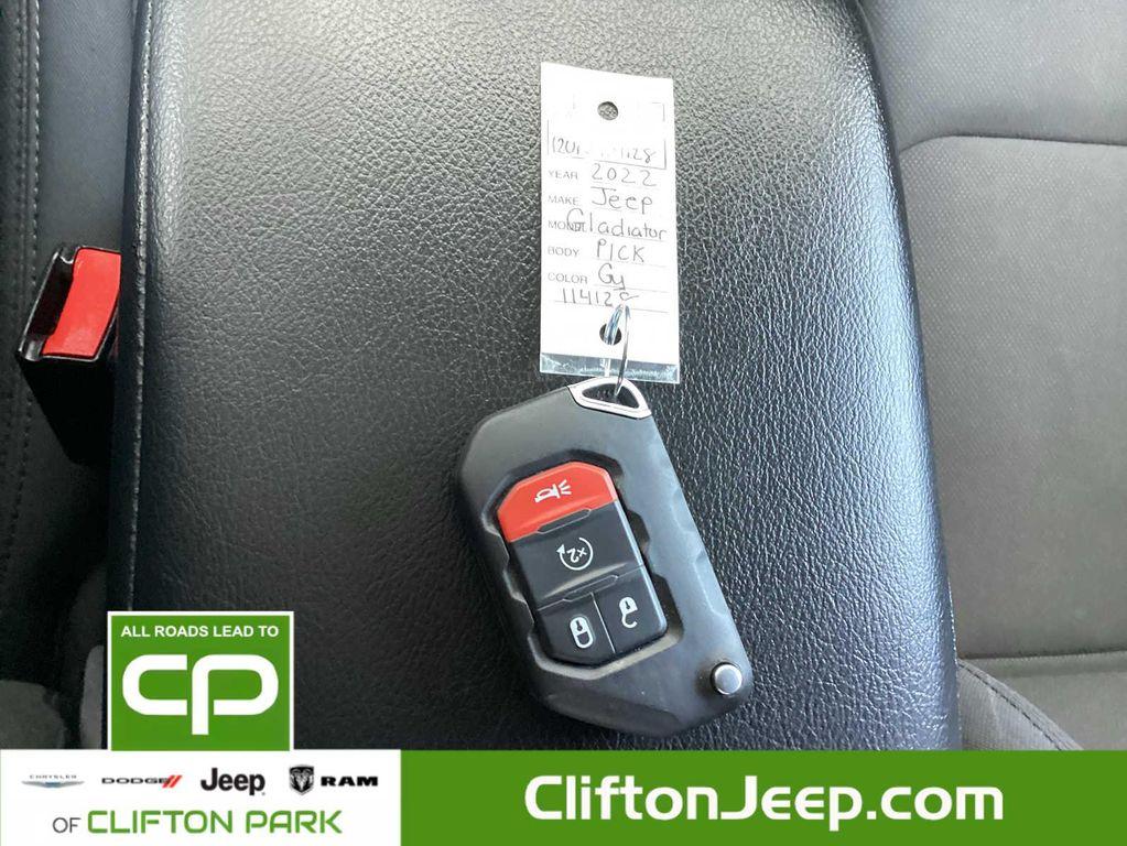 used 2022 Jeep Gladiator car, priced at $35,495