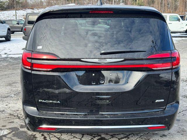 new 2025 Chrysler Pacifica car, priced at $49,035