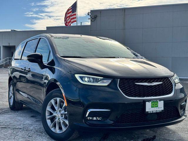 new 2025 Chrysler Pacifica car, priced at $49,035