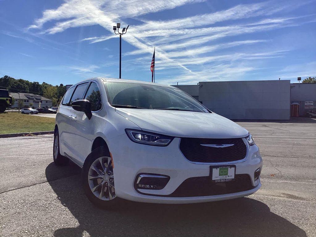 new 2026 Chrysler Pacifica car, priced at $45,818