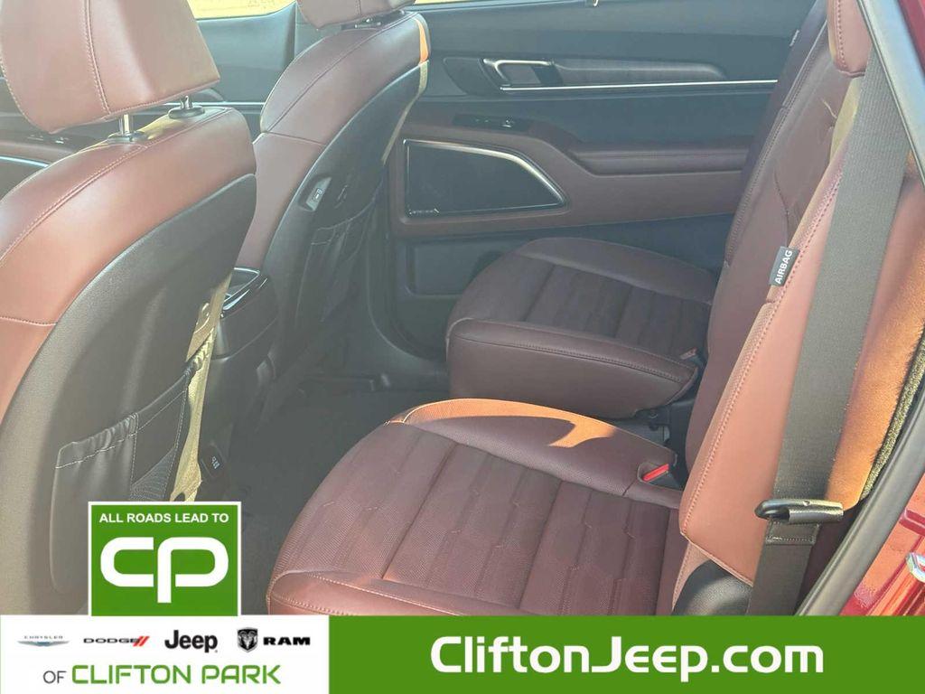 used 2023 Kia Telluride car, priced at $41,900
