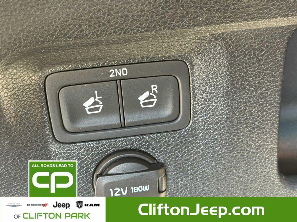 used 2023 Kia Telluride car, priced at $41,900