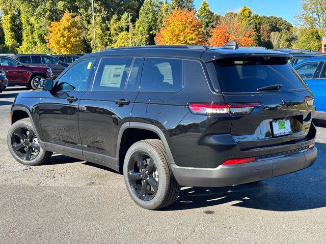 new 2025 Jeep Grand Cherokee car, priced at $58,555