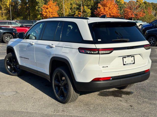 new 2025 Jeep Grand Cherokee car, priced at $48,575