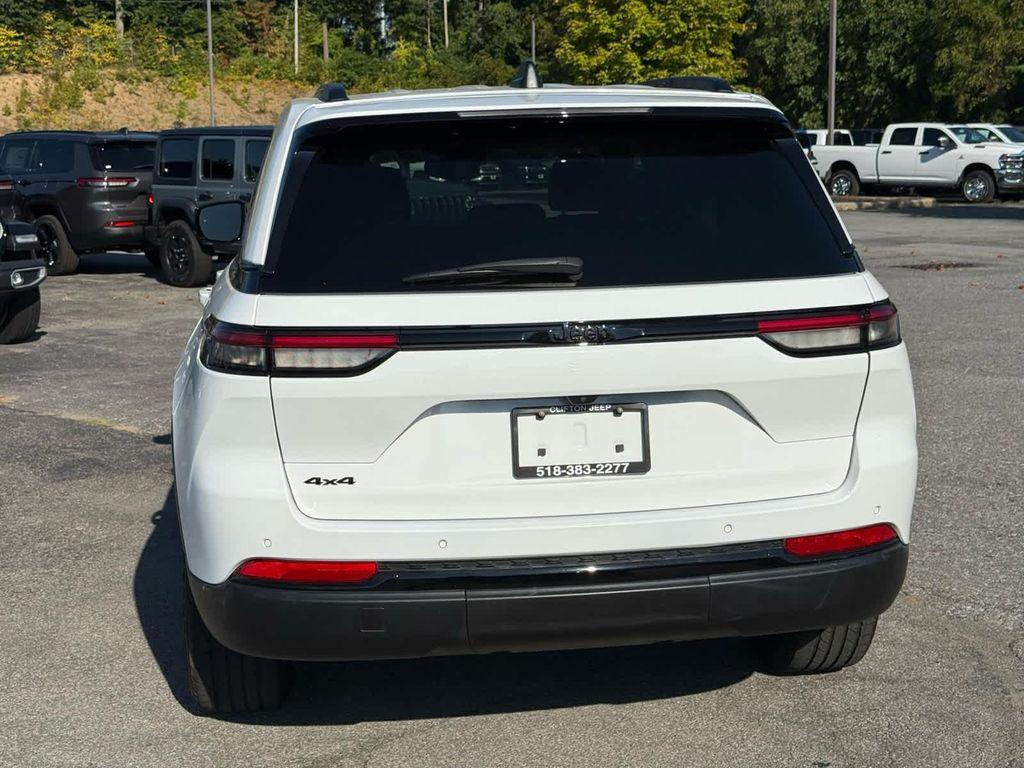 used 2023 Jeep Grand Cherokee car, priced at $29,600