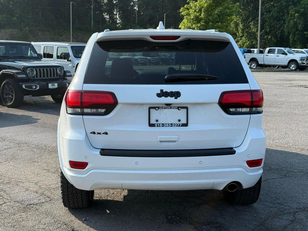 used 2017 Jeep Grand Cherokee car, priced at $16,995