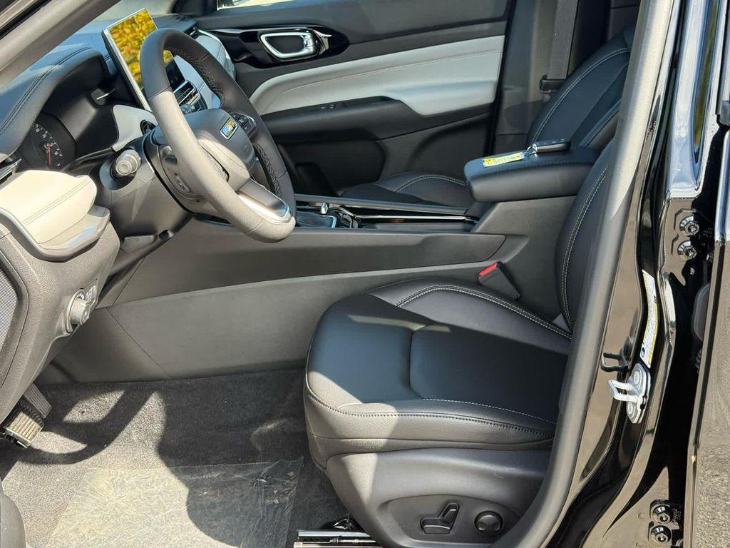 new 2025 Jeep Compass car, priced at $32,214