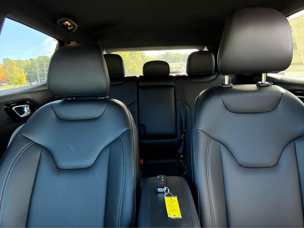 new 2025 Jeep Compass car, priced at $32,214