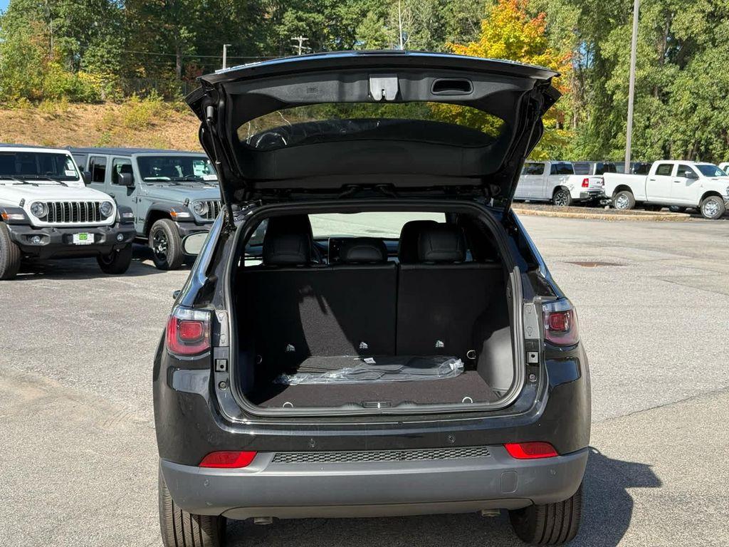 new 2025 Jeep Compass car, priced at $32,214