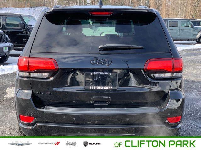 used 2018 Jeep Grand Cherokee car, priced at $17,521