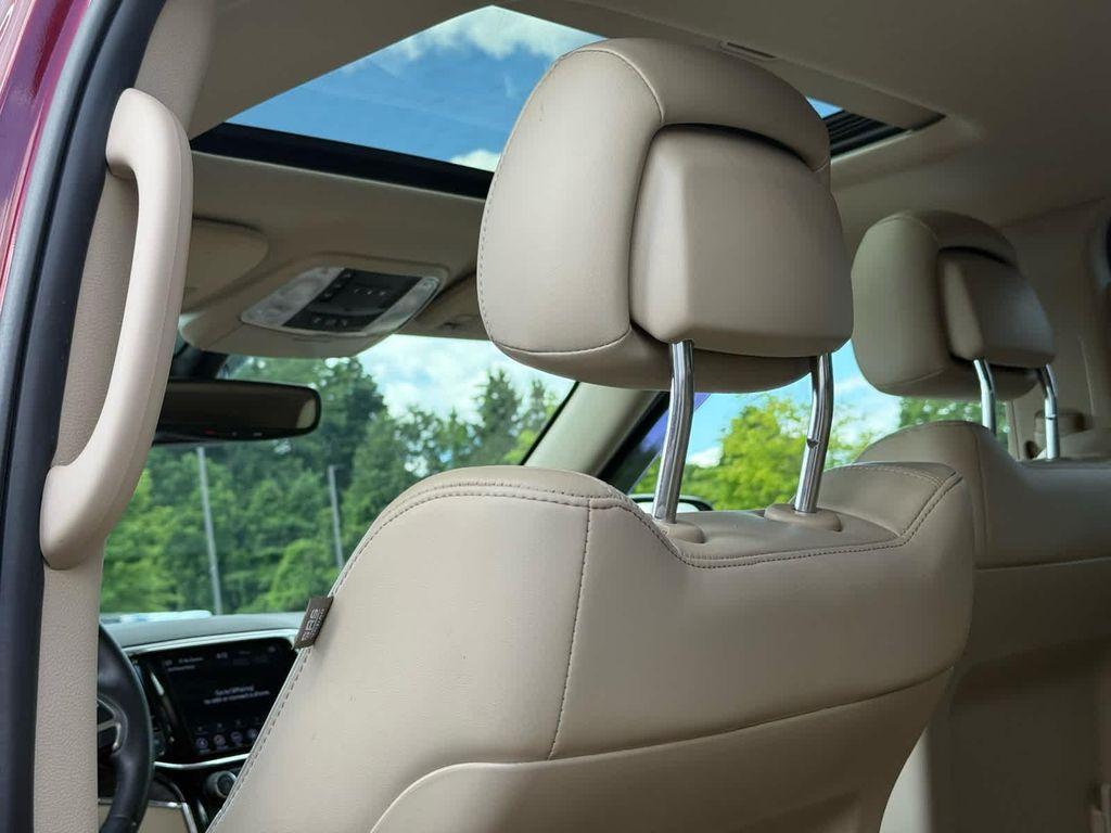 used 2021 Jeep Grand Cherokee car, priced at $25,200