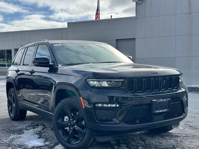 new 2025 Jeep Grand Cherokee car, priced at $55,460