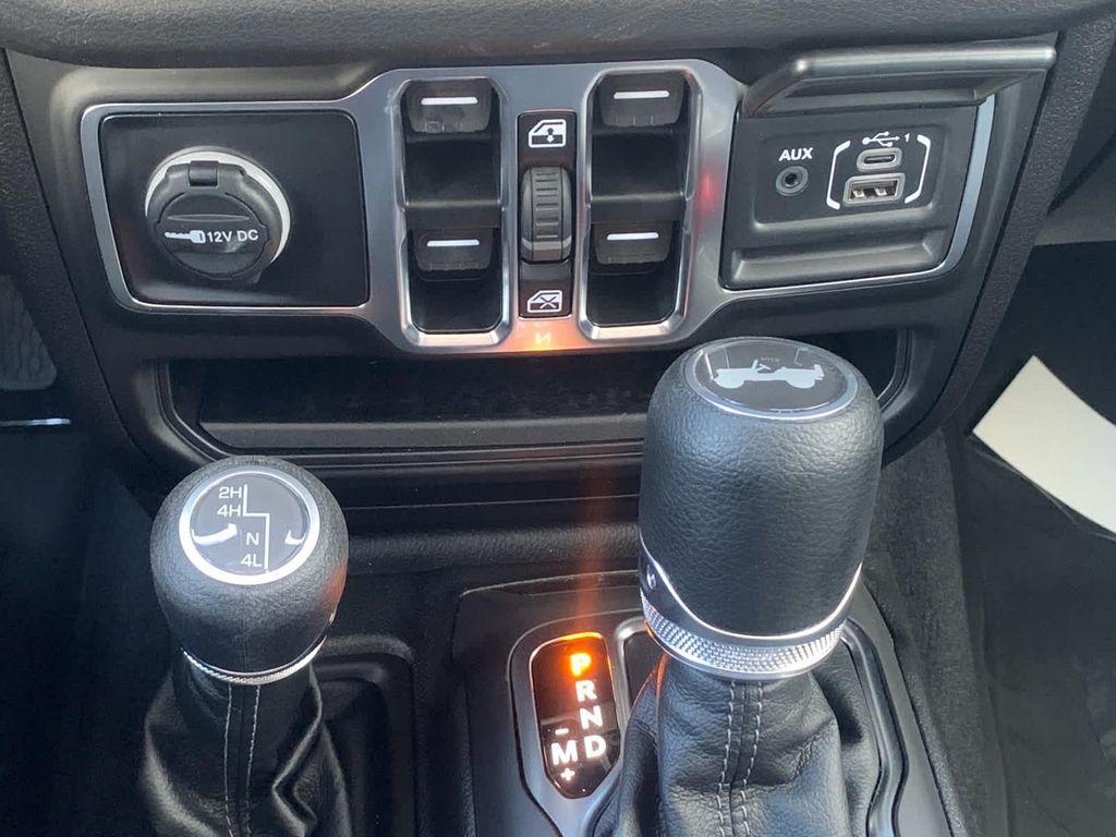 new 2025 Jeep Wrangler car, priced at $44,250