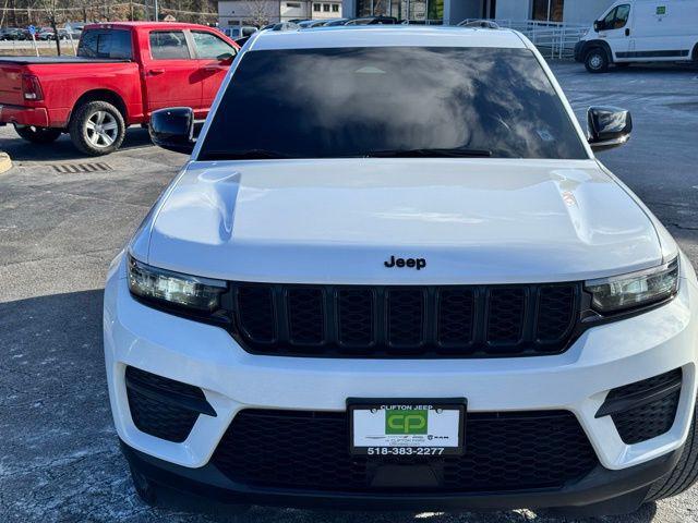 used 2023 Jeep Grand Cherokee car, priced at $31,984