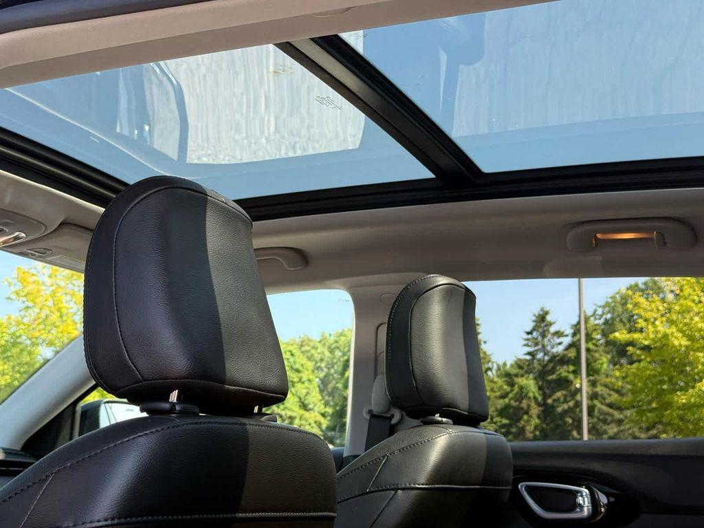 used 2022 Jeep Compass car, priced at $24,999
