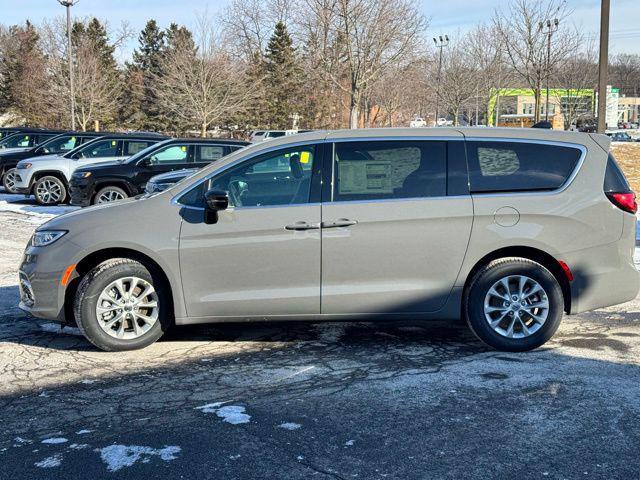 new 2025 Chrysler Pacifica car, priced at $49,530