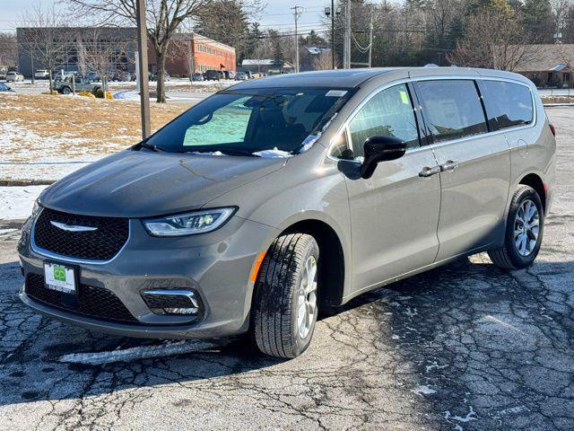 new 2025 Chrysler Pacifica car, priced at $49,530