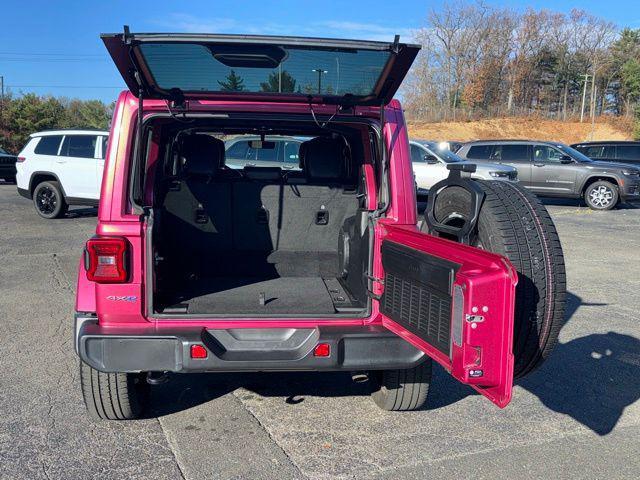 used 2021 Jeep Wrangler Unlimited car, priced at $33,730