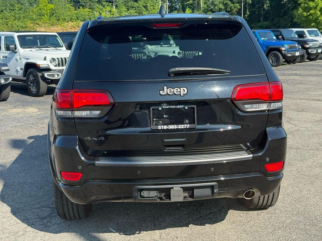 used 2021 Jeep Grand Cherokee car, priced at $28,500