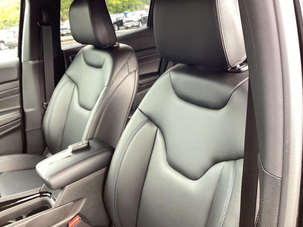 new 2025 Jeep Compass car, priced at $34,959
