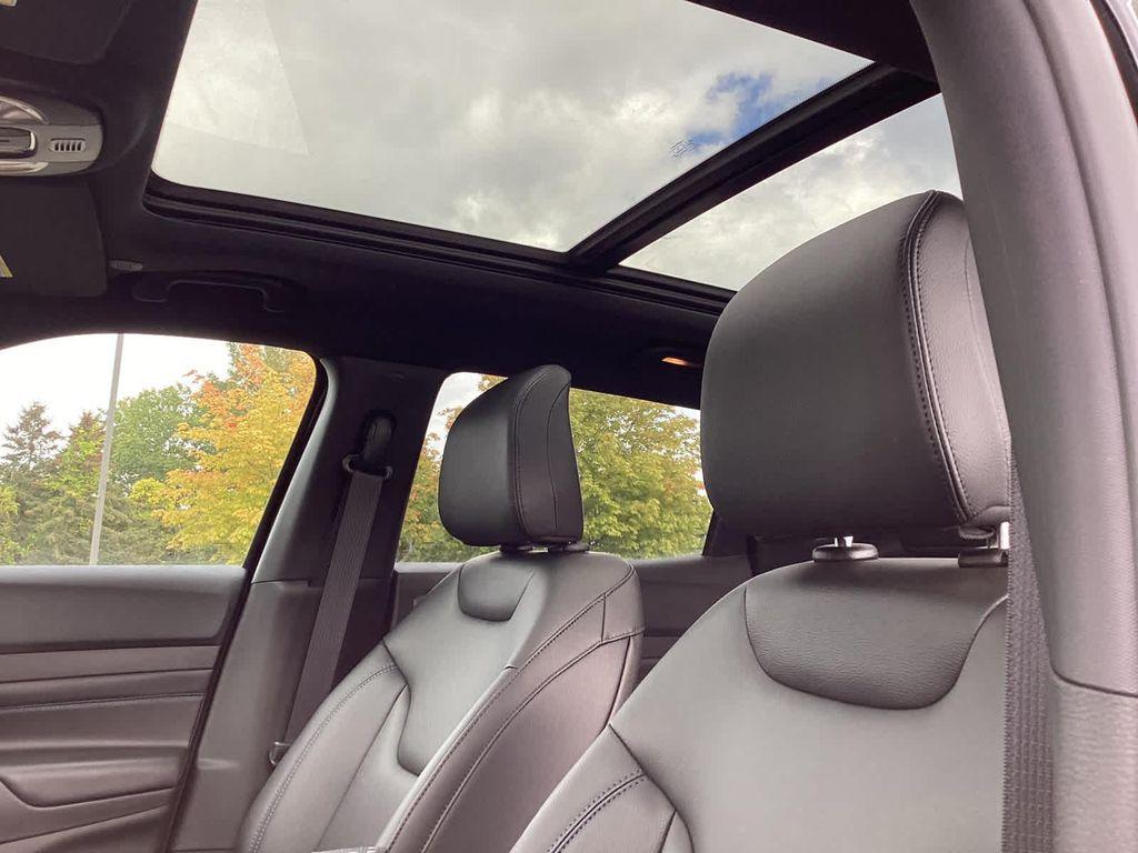 new 2025 Jeep Compass car, priced at $34,959