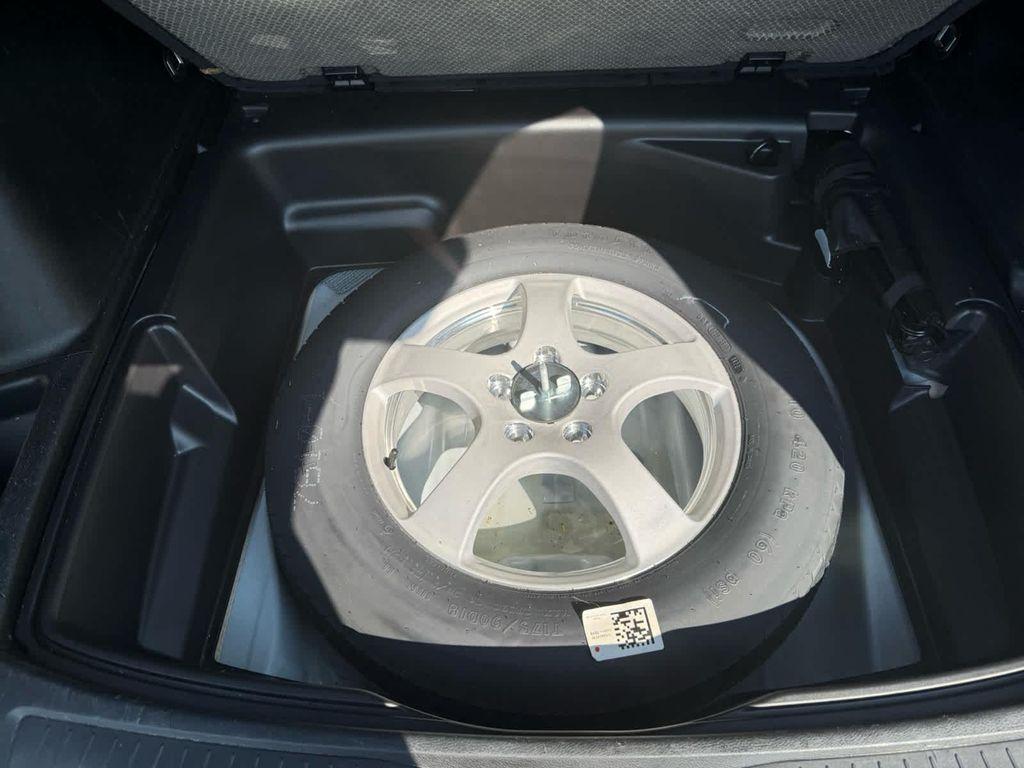 used 2022 Jeep Grand Cherokee car, priced at $32,584