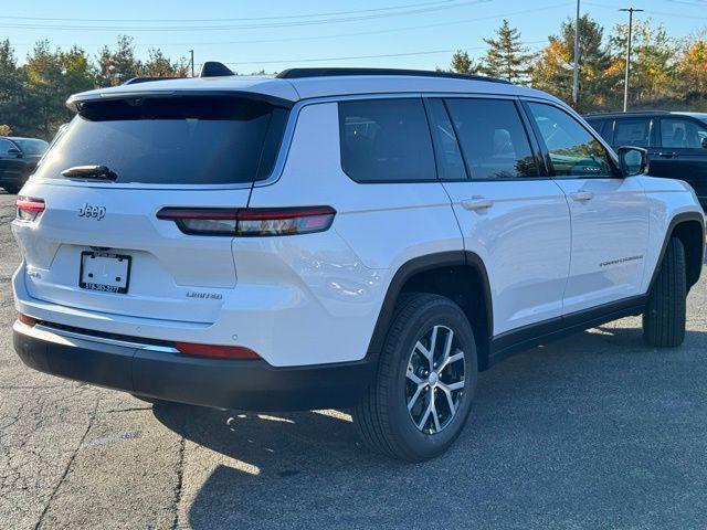 new 2025 Jeep Grand Cherokee car, priced at $55,235