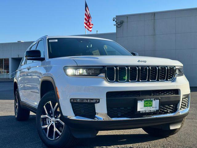 new 2025 Jeep Grand Cherokee car, priced at $55,235