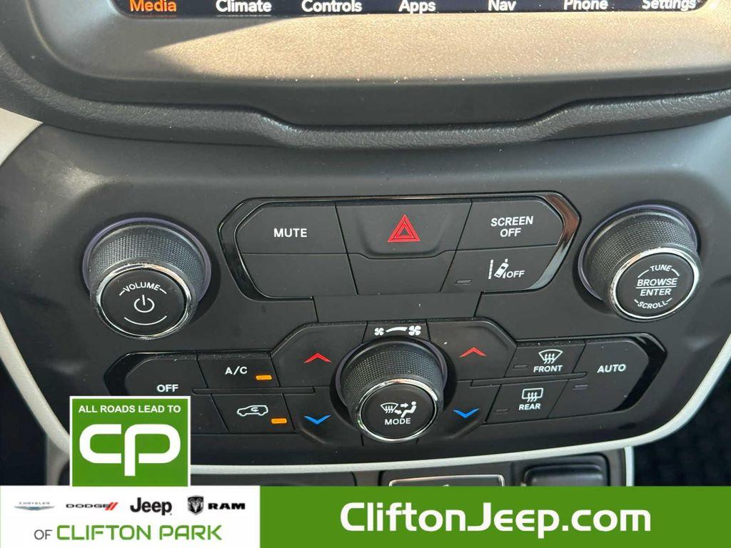 used 2022 Jeep Renegade car, priced at $19,999